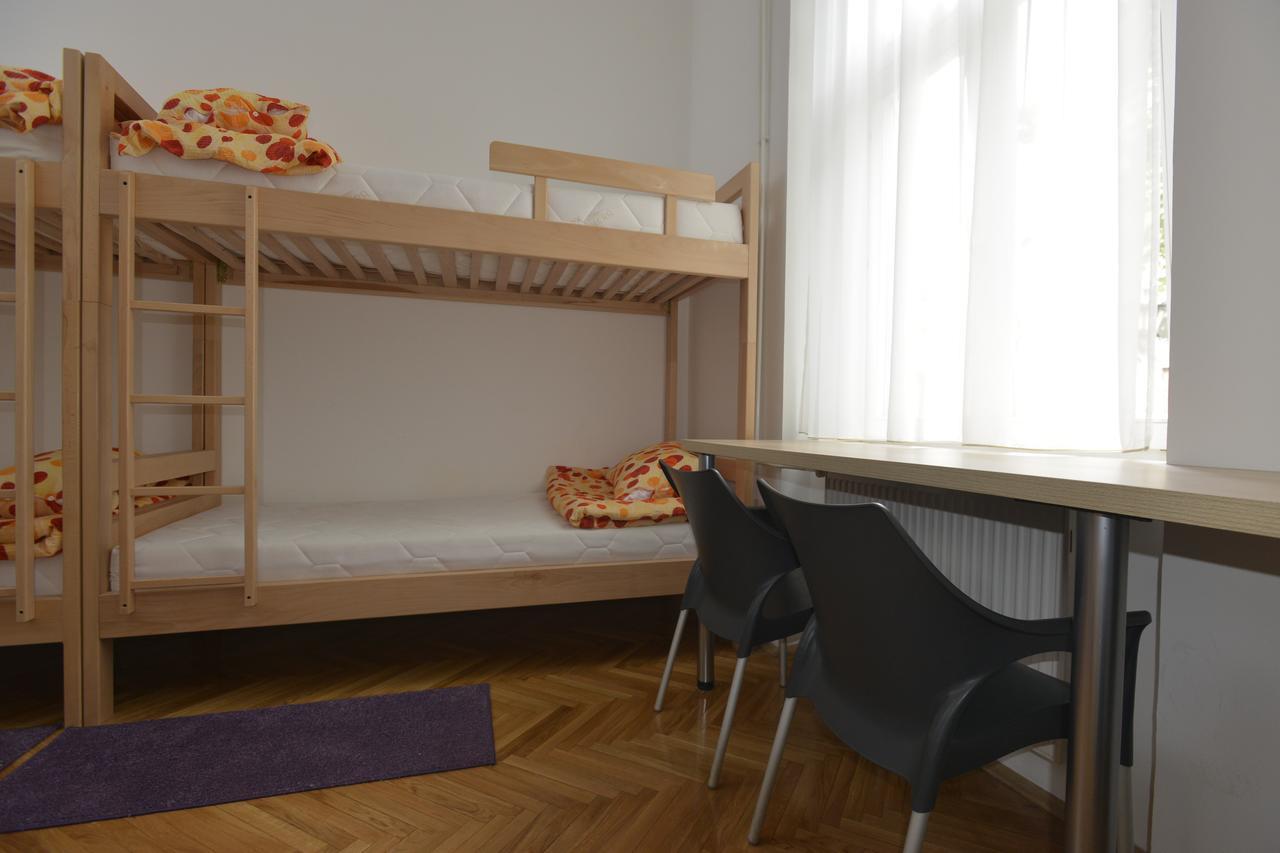Hostel Flow House Centar Novi Sad Exteriér fotografie